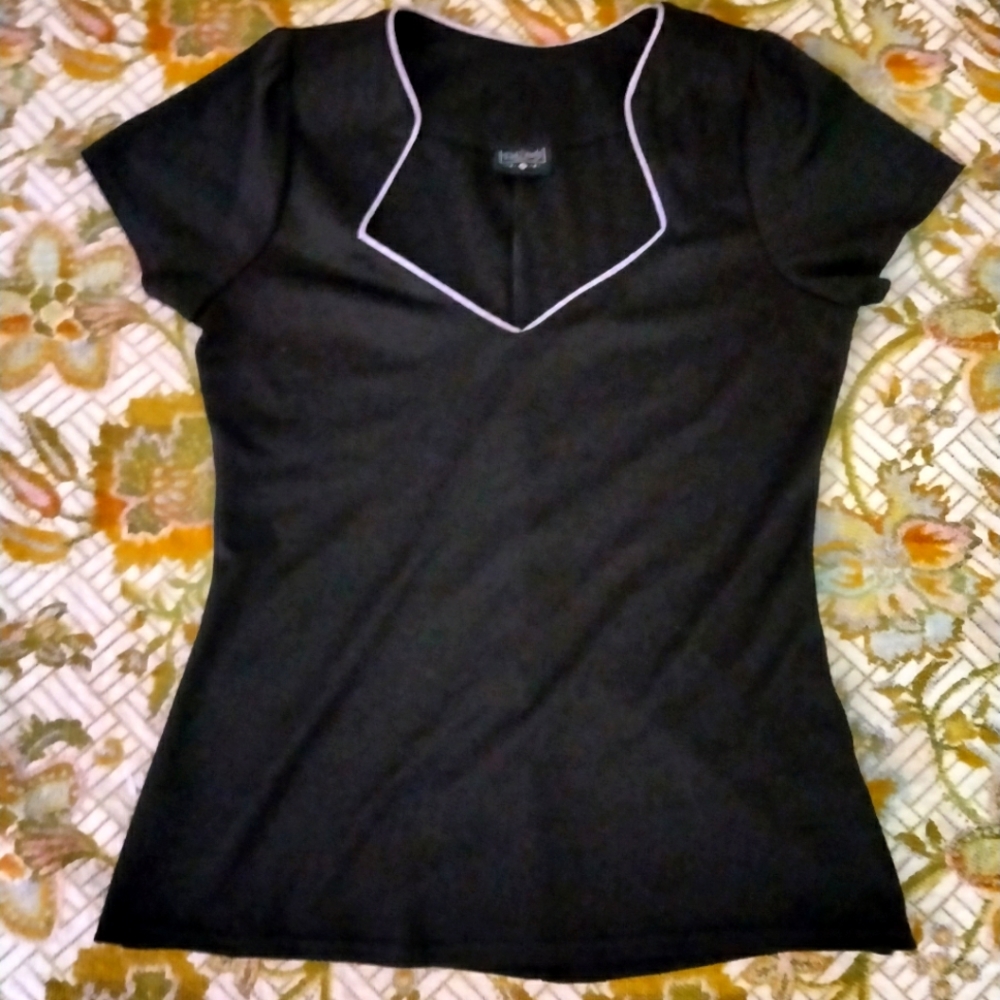 RockSteady Sophia Top in Black Size Large